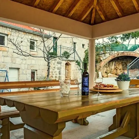 Casa de Férias House Buljanovi Dvori With Private Pool
