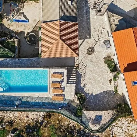 Casa de Férias House Buljanovi Dvori With Private Pool *