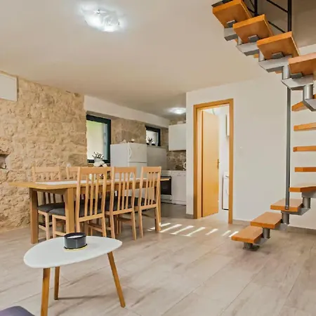 House Buljanovi Dvori With Private Pool