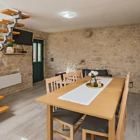House Buljanovi Dvori With Private Pool *