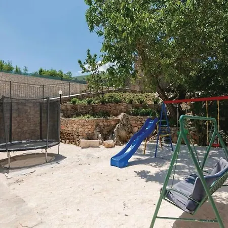 Casa de Férias House Buljanovi Dvori With Private Pool Runovic